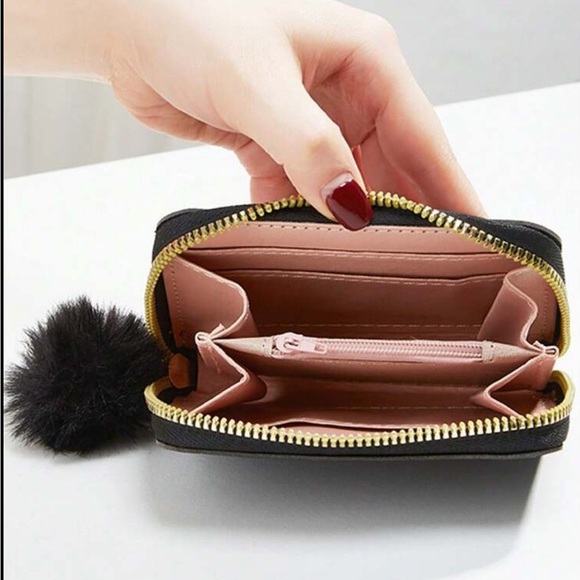 ⚠️Clearance Black Heart Fashion Wallet With Tassel - Picture 3 of 6